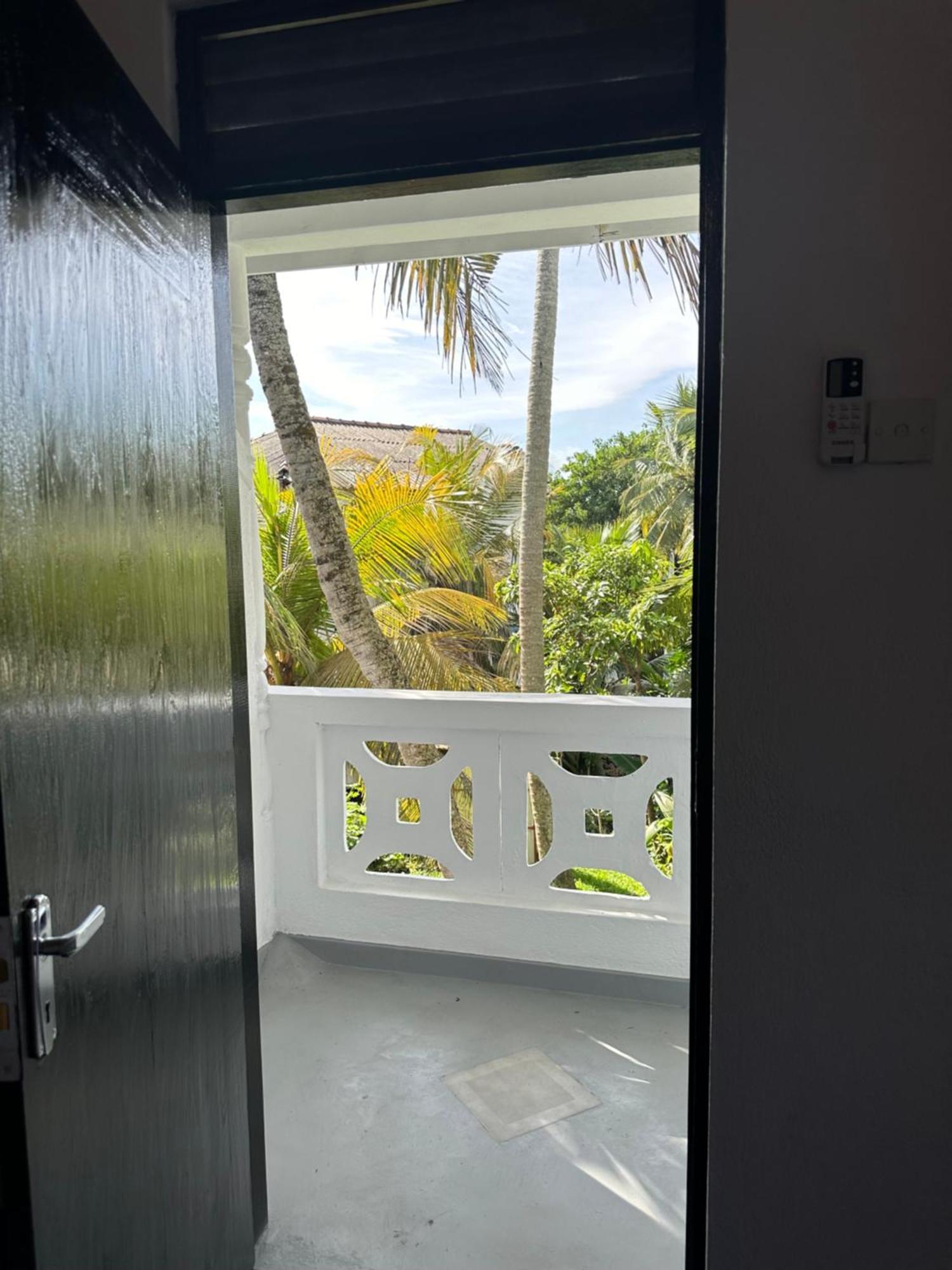White Hill Hotel Unawatuna Exterior photo