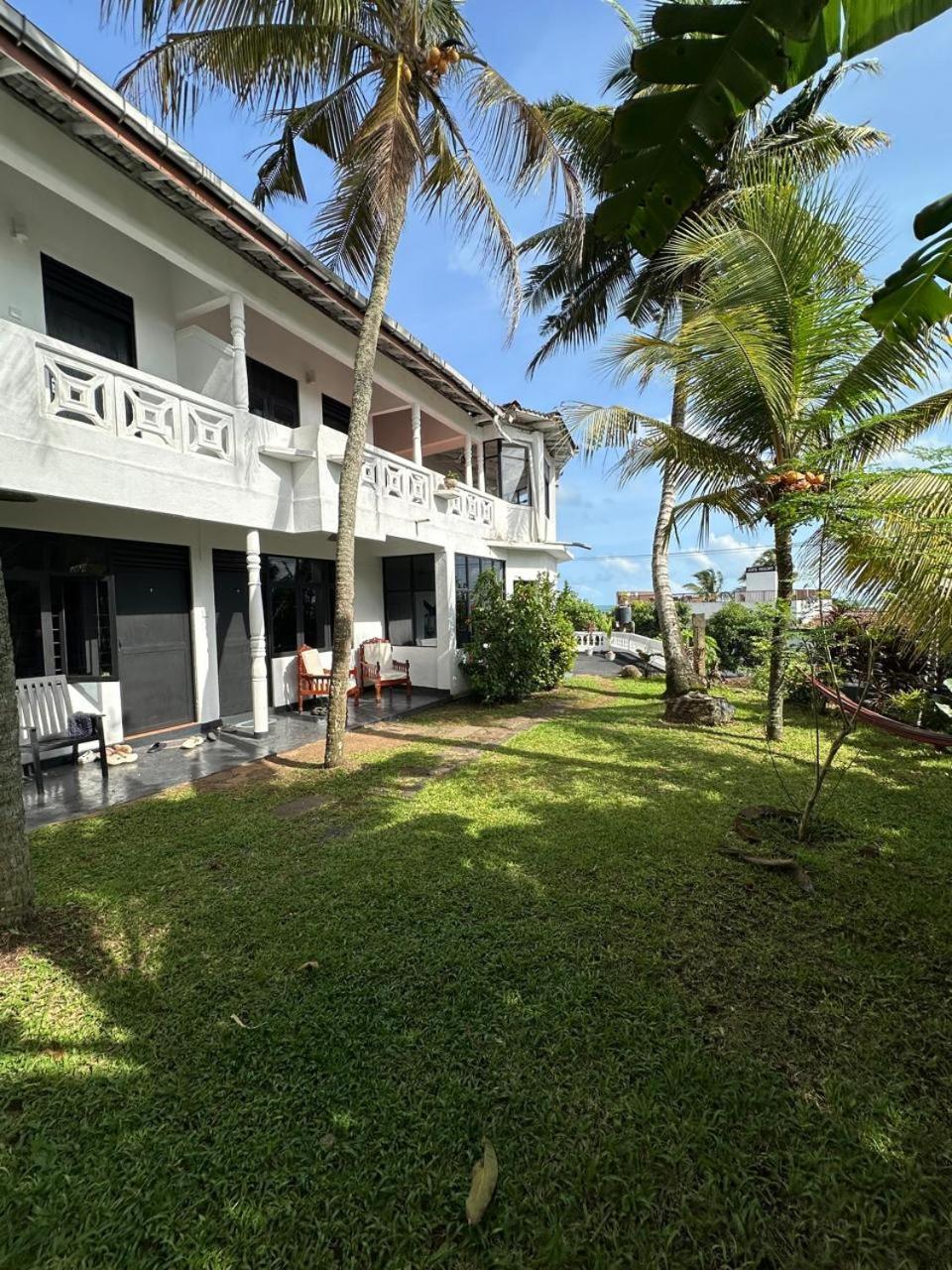 White Hill Hotel Unawatuna Exterior photo